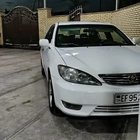 Toyota Camry 2004