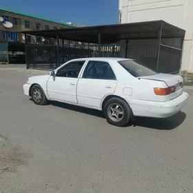 Toyota Corona 1999