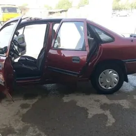 Opel Vectra 1992