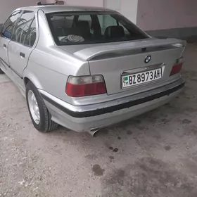BMW 320 1995