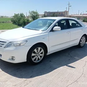 Toyota Camry 2010