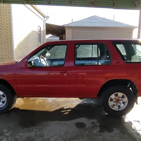 Nissan Pathfinder 1997