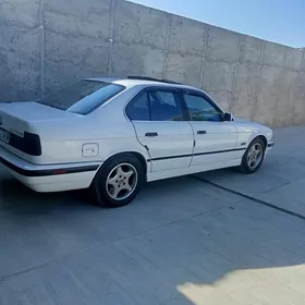 BMW 525 1993