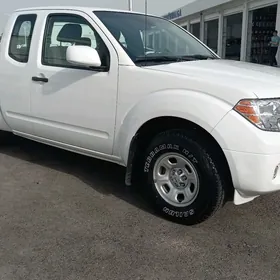 Nissan Frontier 2018