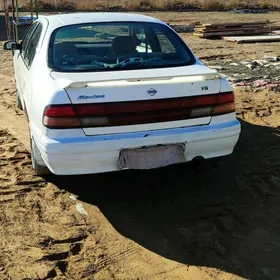 Nissan Maxima 1998