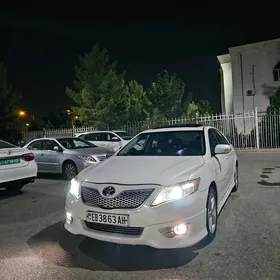 Toyota Camry 2010