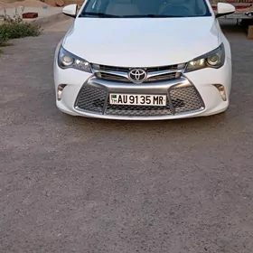 Toyota Camry 2017