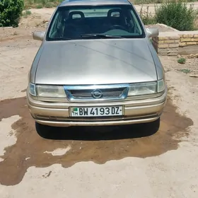Opel Vectra 1989