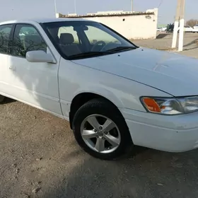 Toyota Camry 1999
