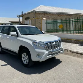 Toyota Land Cruiser Prado 2010