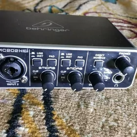 Behringer audio kart