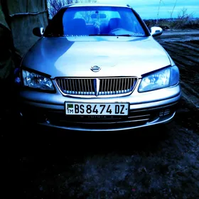 Nissan Sunny 2002