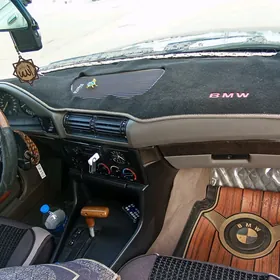 BMW 525 1990