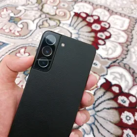 Samsung S22