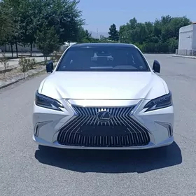 Lexus ES 350 2019