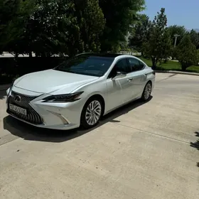 Lexus ES 350 2020