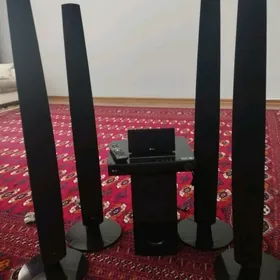 Домашний кинотеатр