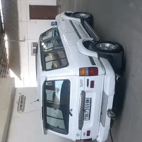 Toyota Land Cruiser 1995