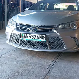 Toyota Camry 2017