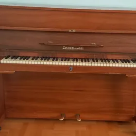 Pianino ZiMMERMANn