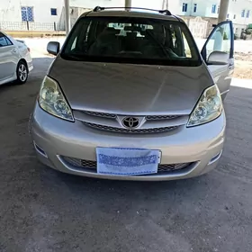 Toyota Sienna 2006