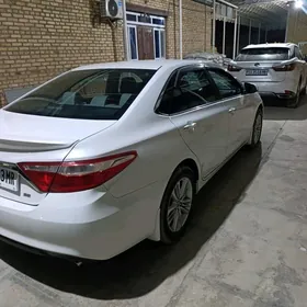 Toyota Camry 2016
