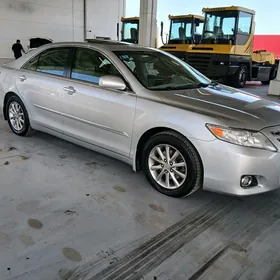 Toyota Camry 2011
