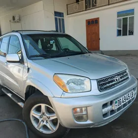 Toyota RAV4 2001