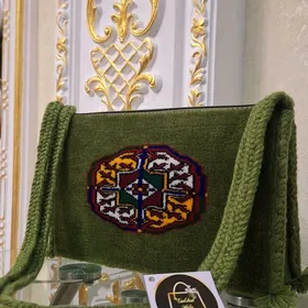 El haly oturyan klac
