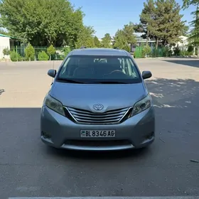 Toyota Sienna 2014