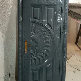 dasky gapylar