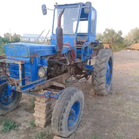 MTZ T-28 1980