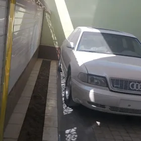 Audi A4 1998