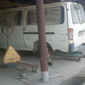 Toyota Hiace 1992