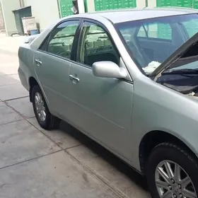Toyota Camry 2003