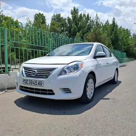 Nissan Versa 2014