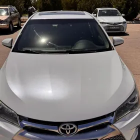 Toyota Camry 2016