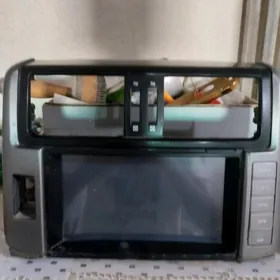 Toyota Telewizor