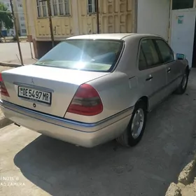 Mercedes-Benz C320 1994