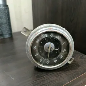 Часы ГАЗ 21Волга