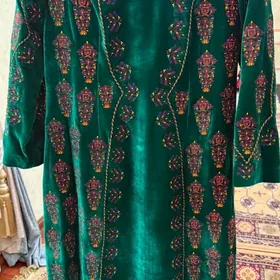 pombah koynek