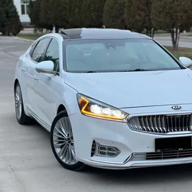 Kia Cadenza 2017