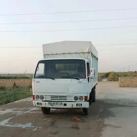 Mitsubishi Canter 1994