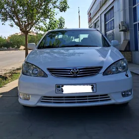 Toyota Camry 2003