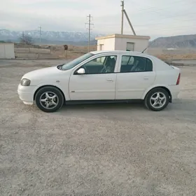 Opel Astra 2003