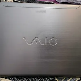 sony vaio i3