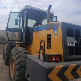 XCMG LW300F 2010