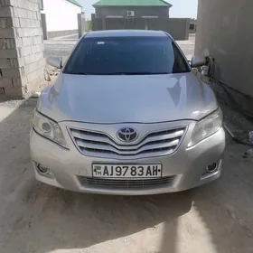 Toyota Camry 2011