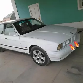 BMW 525 1990