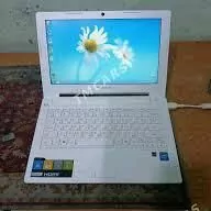 Lenovo s2030 ekran